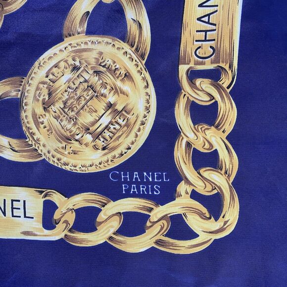Vintage Chanel 31 Rue Cambon Paris Silk Scarf Navy & Gold Chain Link Design - Picture 8 of 11